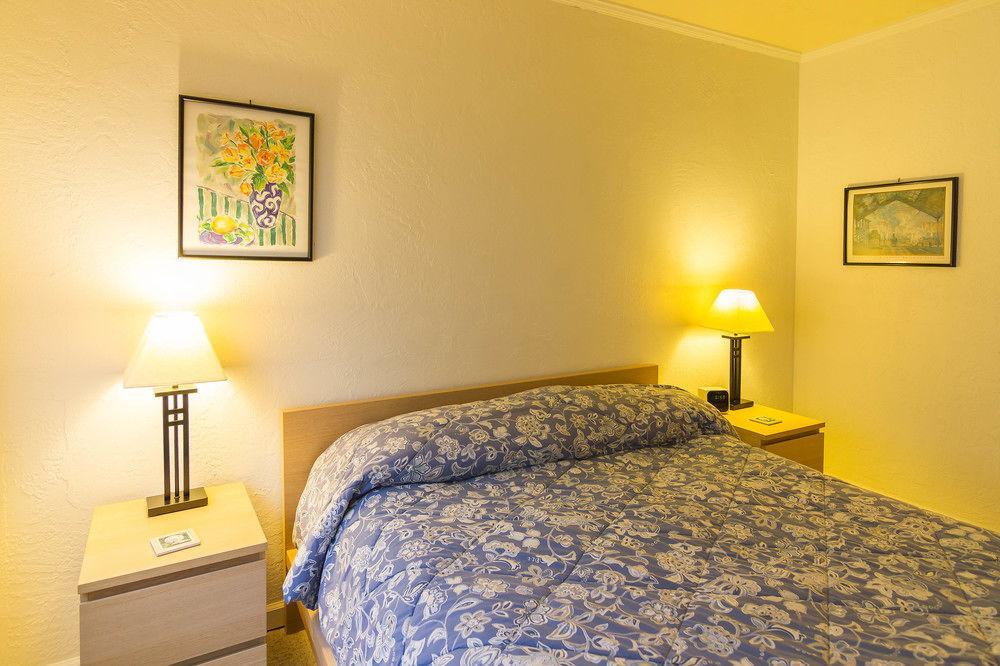 Nye Beach Cottages Torre di Torre di Newport Esterno foto